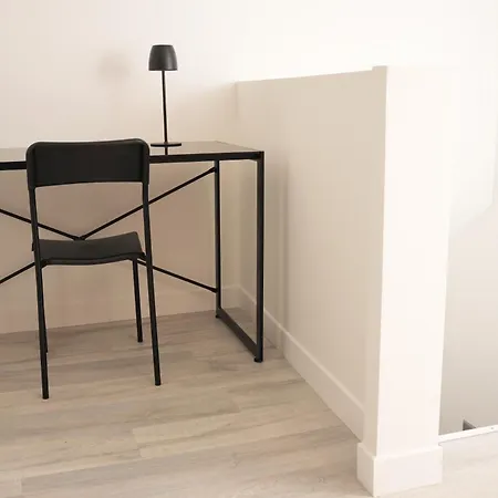 Joli Neuf Proche Gare Pelerins Et Pro